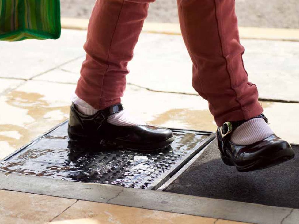 ¡Adiós a tapetes sanitizantes y toma de temperatura en establecimientos!