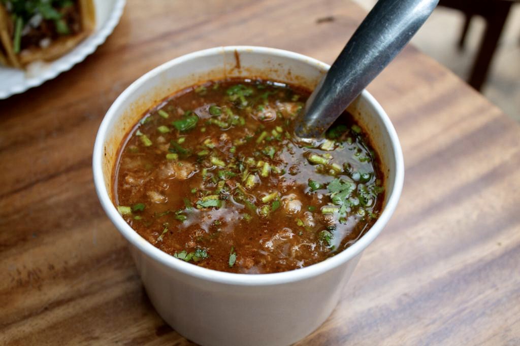 Birria Colorado: la taquería callejera con birria estilo Tijuana más deliciosa en la CDMX 3