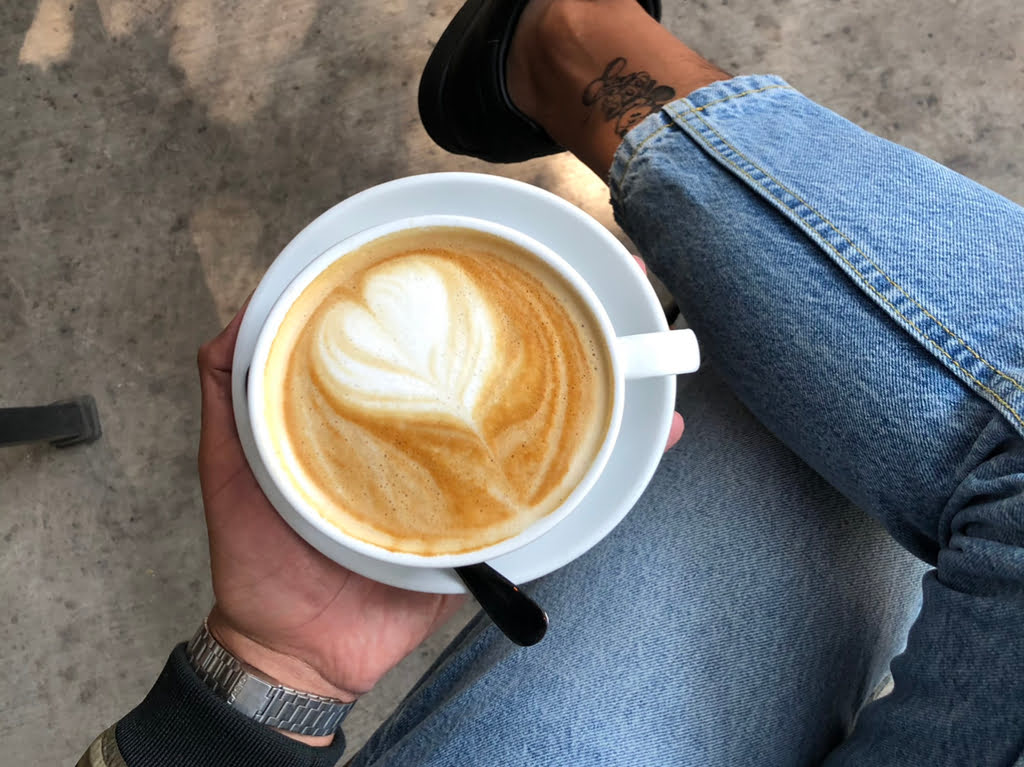 cafeterias-napoles-latte-1