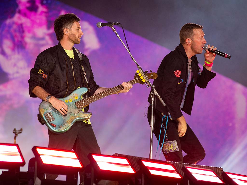 Coldplay en el Foro Sol cantó Amor Eterno de Juan Gabriel