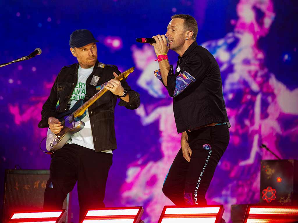 Coldplay en el Foro Sol cantó Amor Eterno de Juan Gabriel