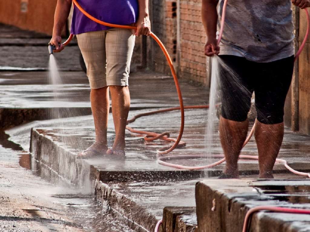 multa por desperdiciar agua en CDMX mangueras