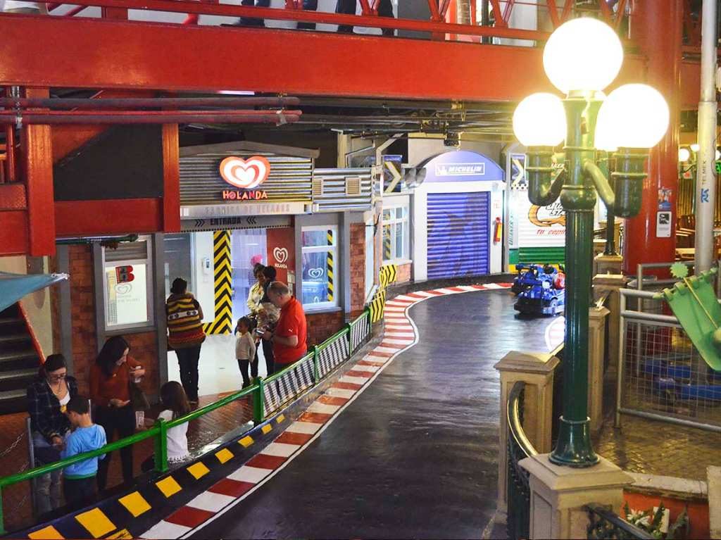 Noche de Amigos para niños y adultos vuelve a Kidzania