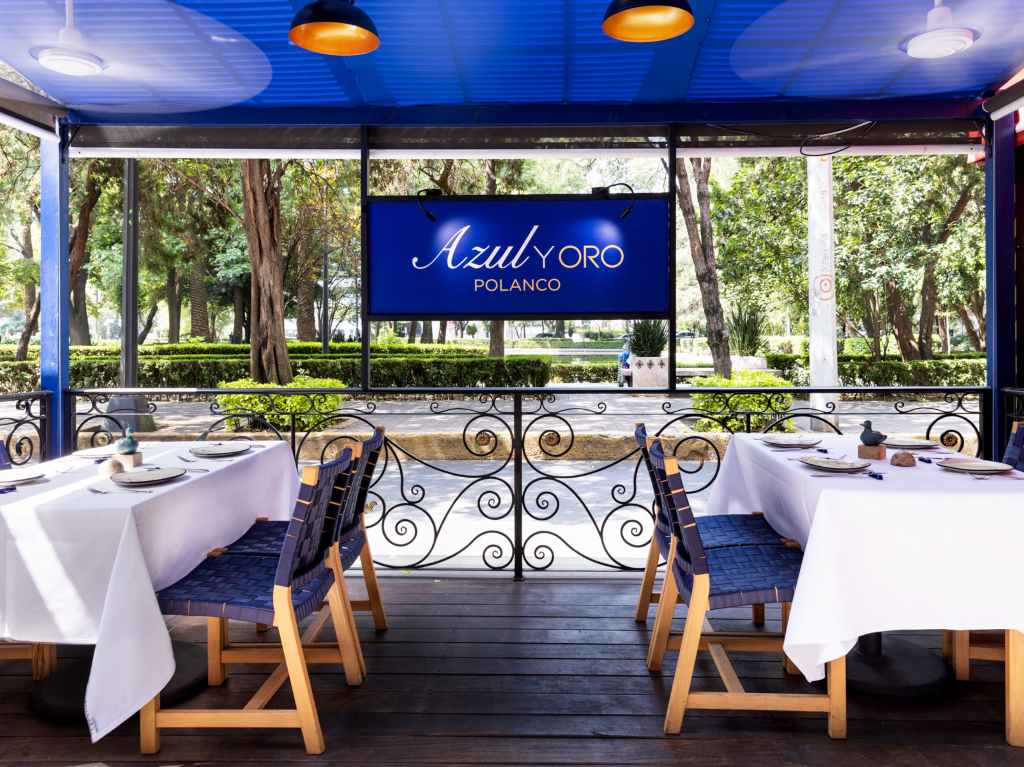 Azul y Oro: el restaurante del chef Ricardo Muñoz Zurita estrena spot en Polanco