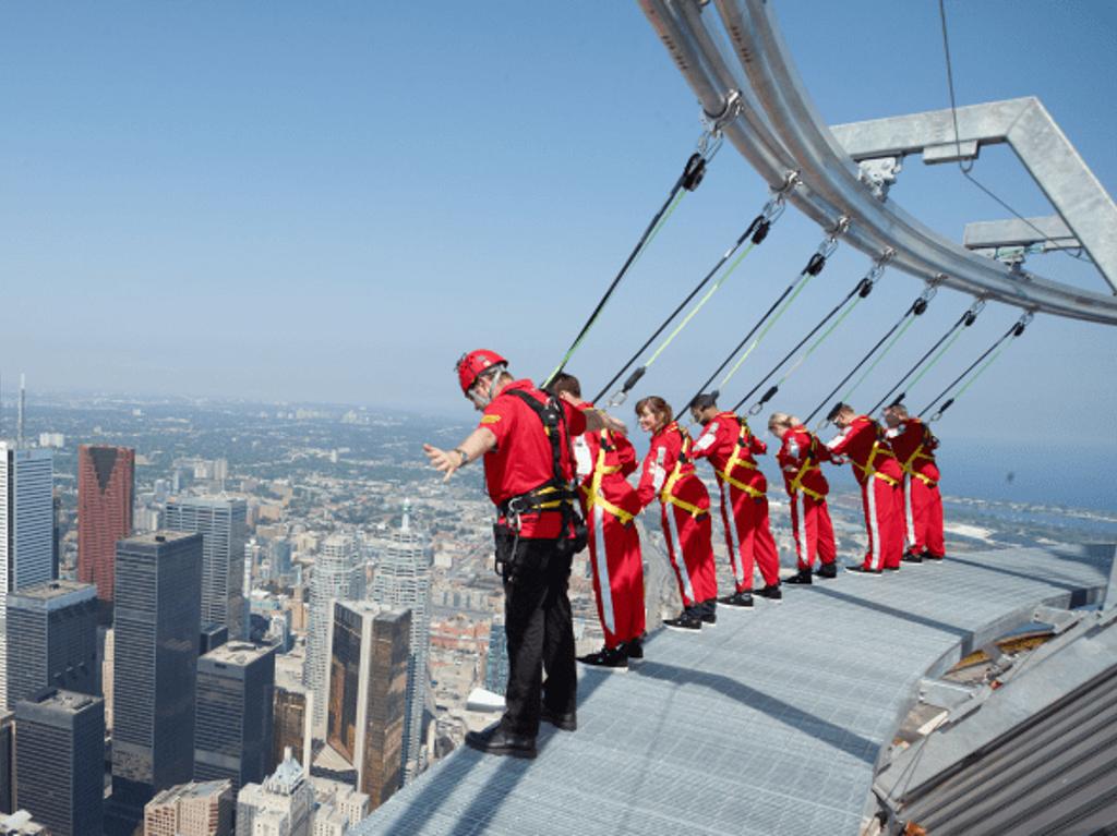 edgewalk-cn-tower