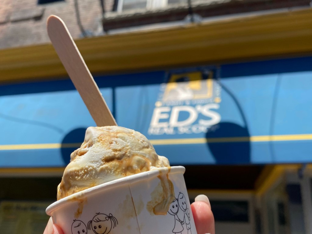 eds-real-scoop-toronto-helados