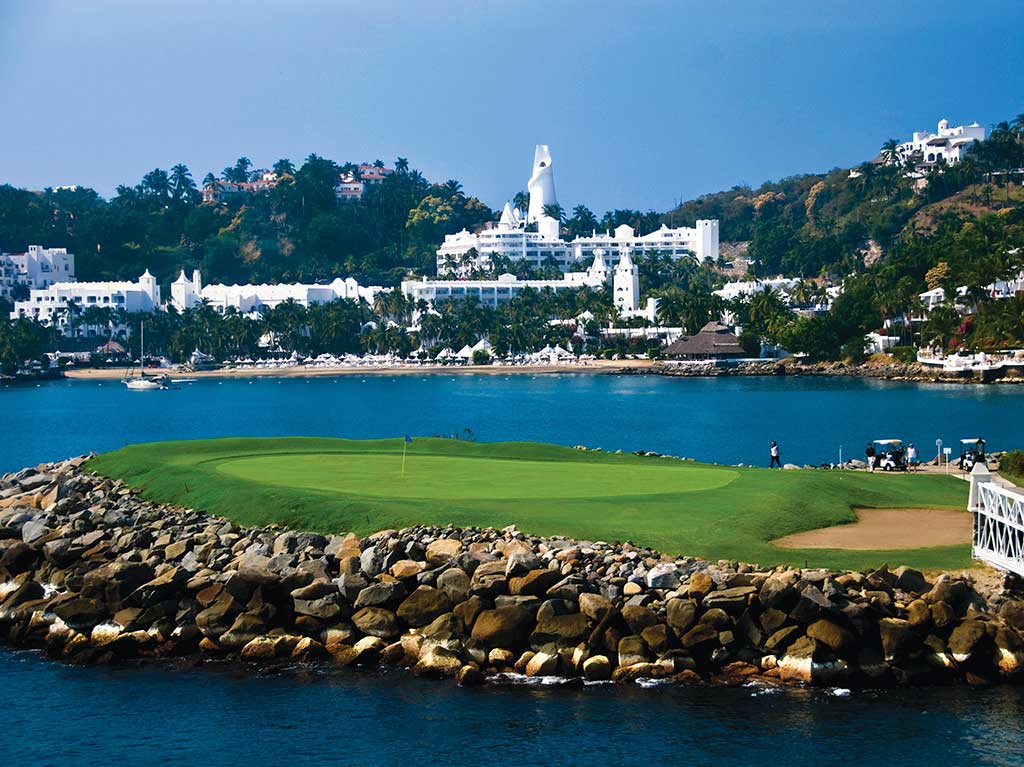golf-manzanillo-3-destinos-con-playa-ideales-para-vacacionar-esta-temporada
