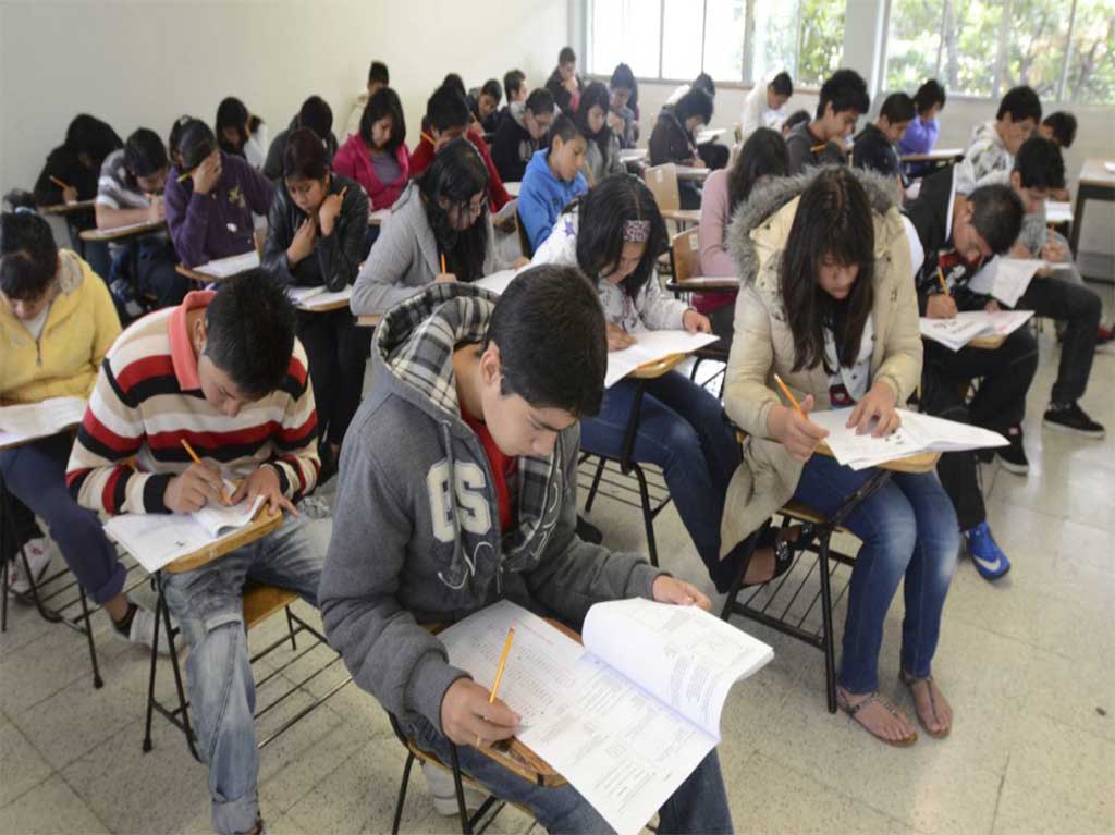 Sheinbaum promoverá eliminar el examen de Comipems