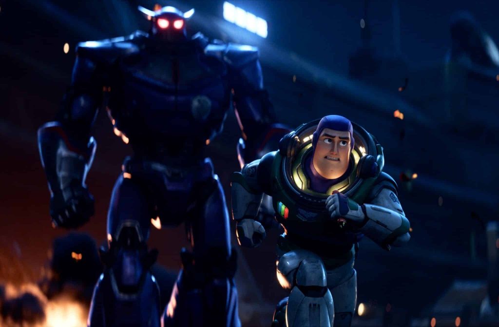 Reseña de Lightyear, el origen del icónico Buzz Lightyear 2