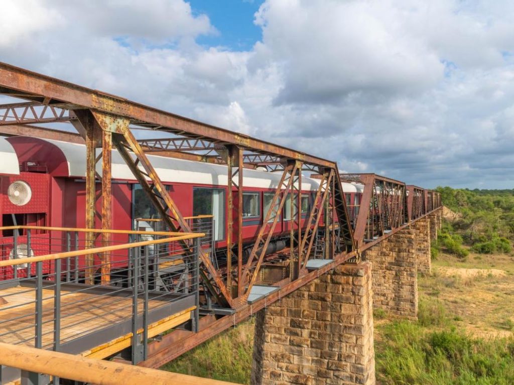 estaciones-de-trenes-hospedaje 