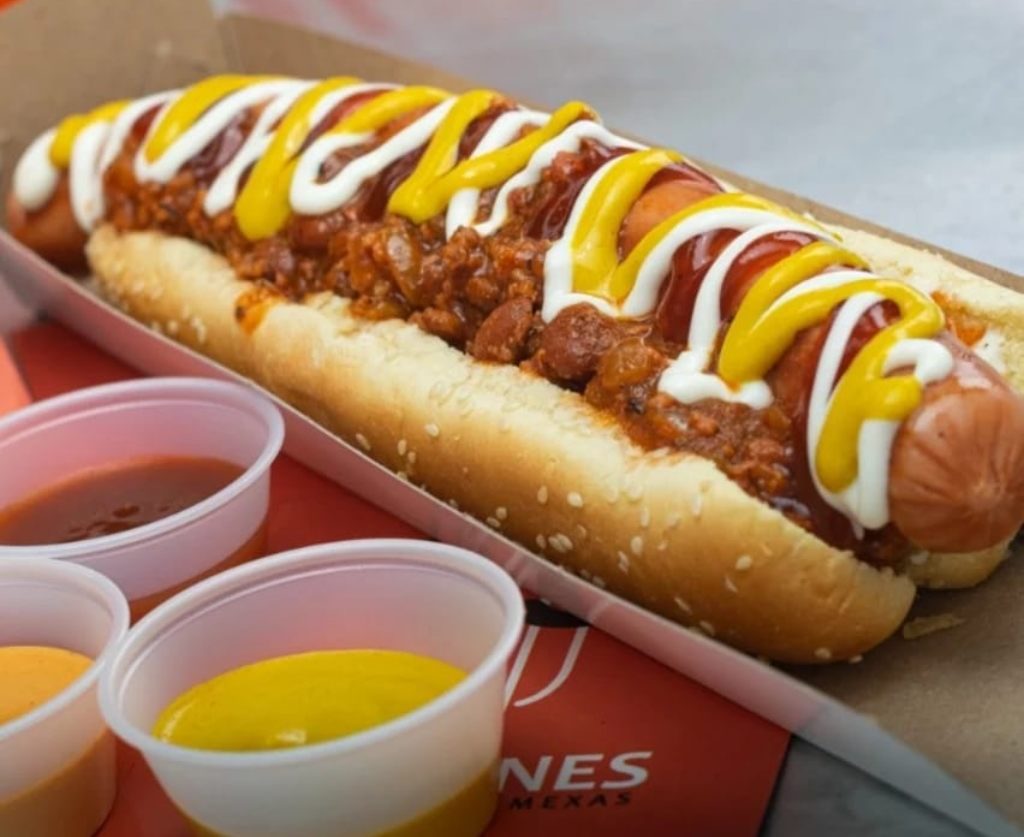 Hot Dogs de la CDMX miden más de 30 centímetros