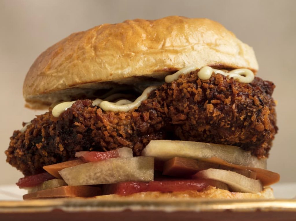mana-world-deli–pollo-frito-estilo-sichuan