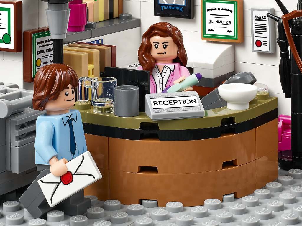 pam-jim-the-office-lego