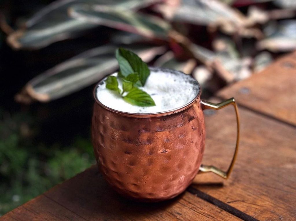 El primer bar botánico que ofrece drinks con CDB en la Ciudad de México y comida asiática plantbased