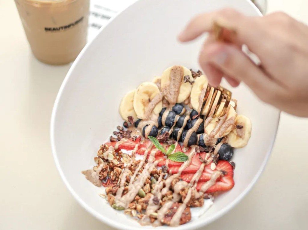 Renuve Café beauty drinks, desayunos veganos y helados bonitos ¡No vas a creer que todo el menú es saludable! 