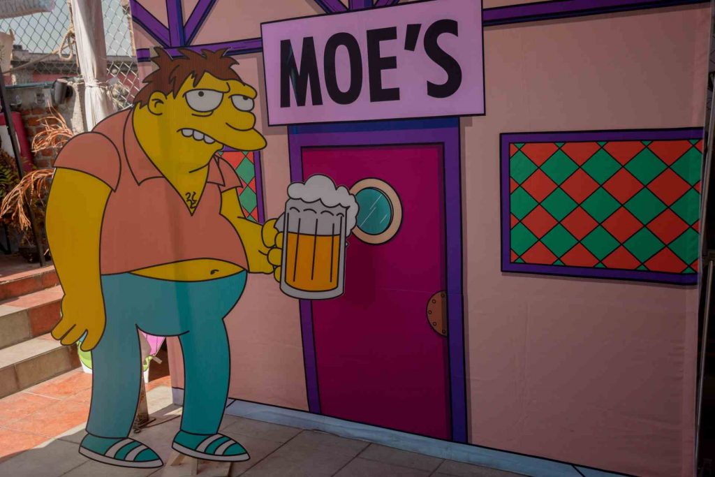 simpson-moe-taberna-donut-day