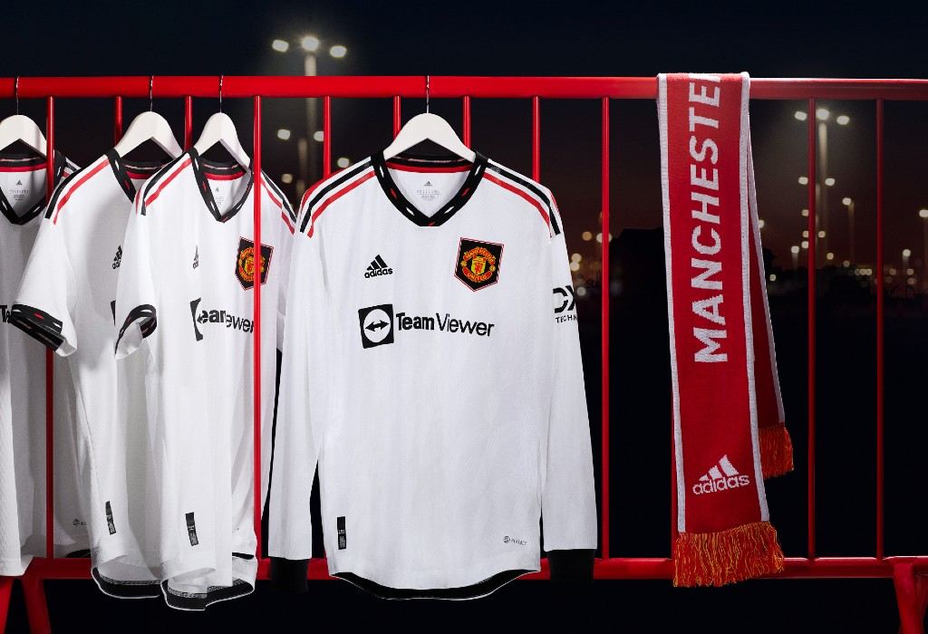 uniforme-2022-23-manchester-united-visita-