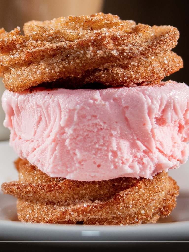 Lugares para comer churros con helado en CDMX