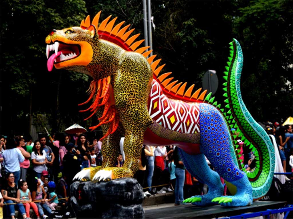 Desfile de Alebrijes Monumentales en Iztapalapa