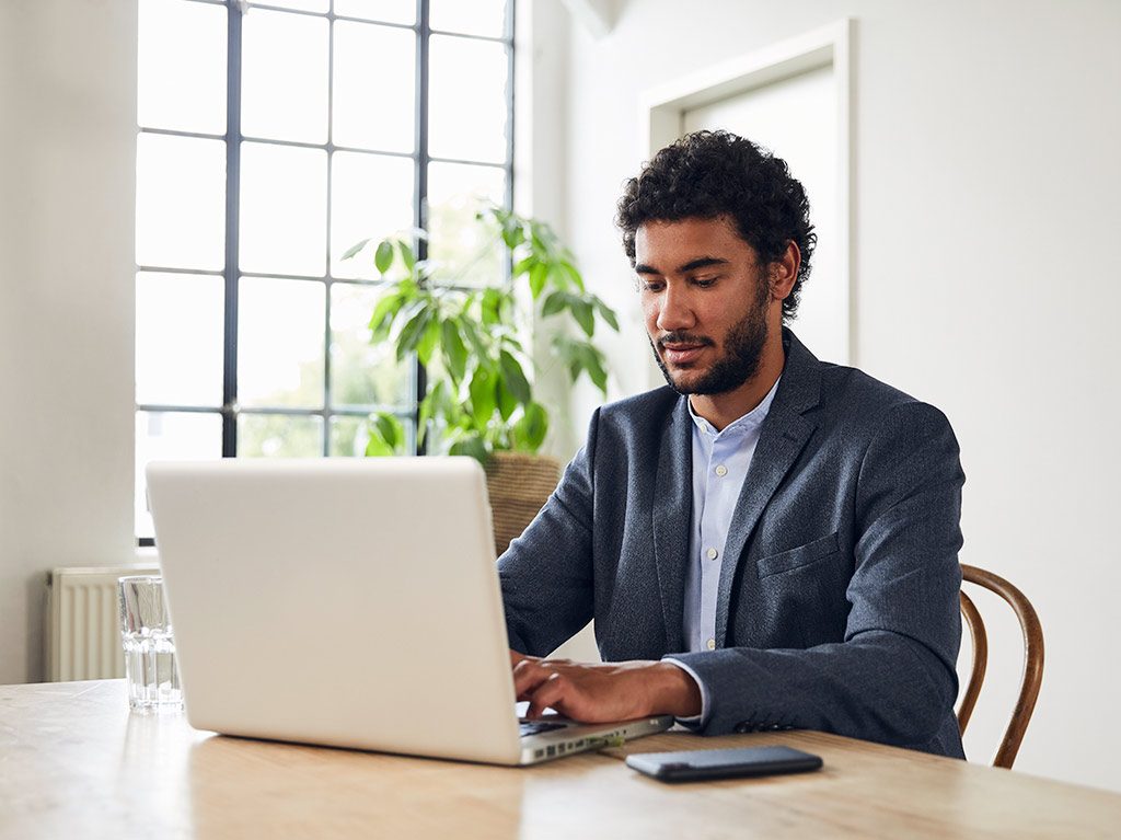 Tú qué prefieres, ¿cursos online o cursos presenciales?