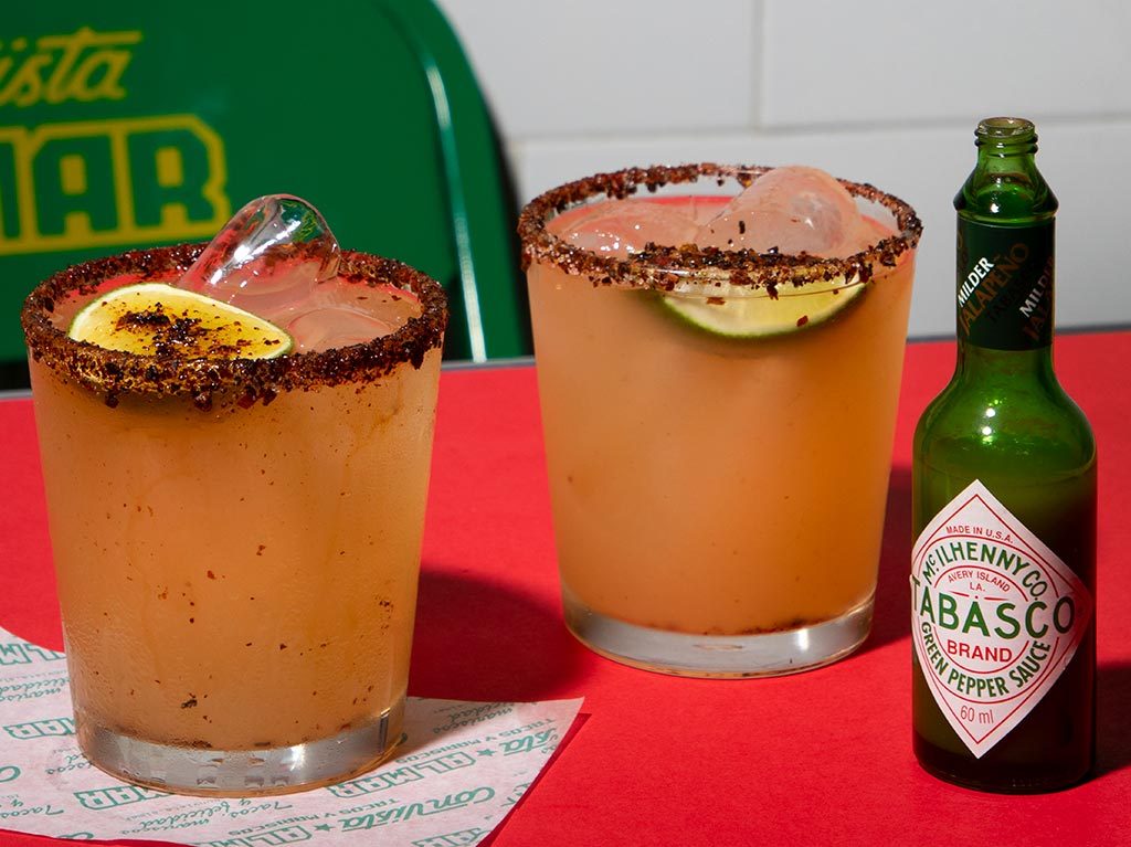 El Verano se disfruta más con una Margarita Hot Breeze y unos Tacos Ensenada