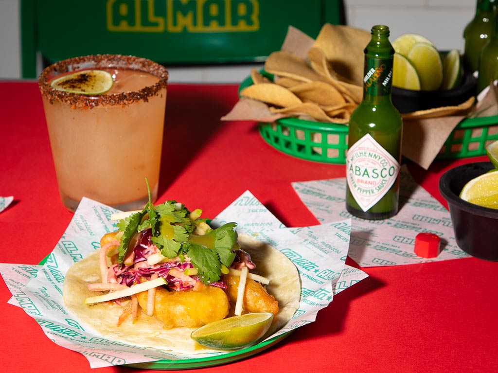 salsa-tabasco-delicias-del-mar-con-un-coctel-son-ideales-para-una-reunion-con-amigos