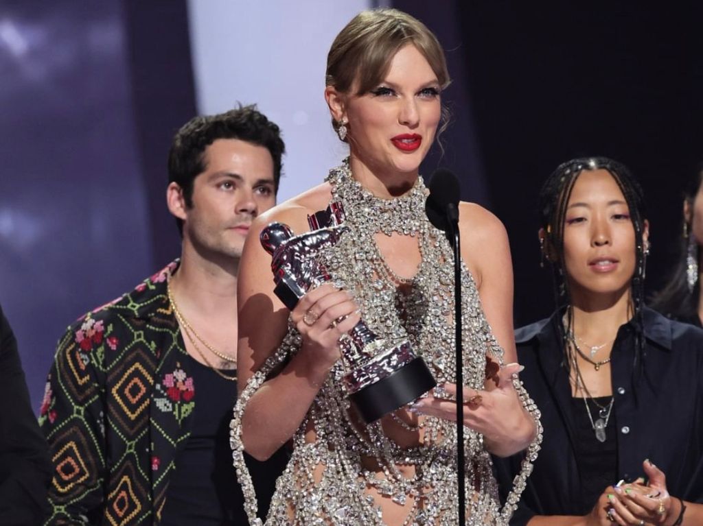 taylor-swift-vmas-2022