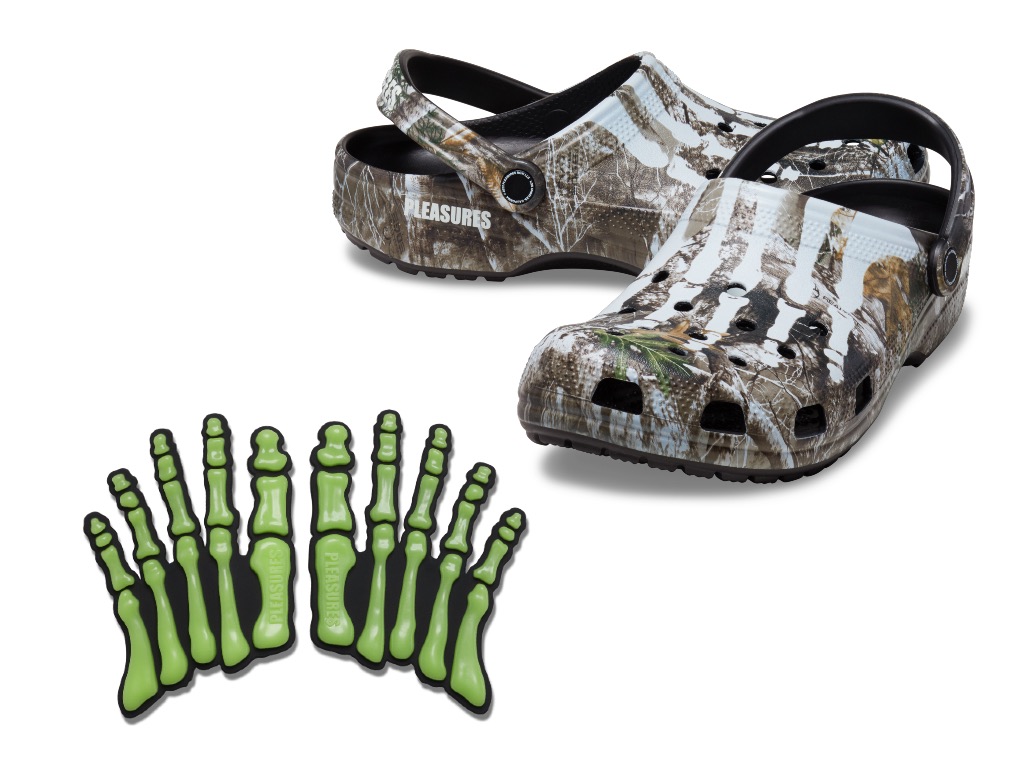 Crocs de terror! Pleasures diseña dos pares y jibbitz exclusivos para  seguir el modo Halloween | Dónde Ir