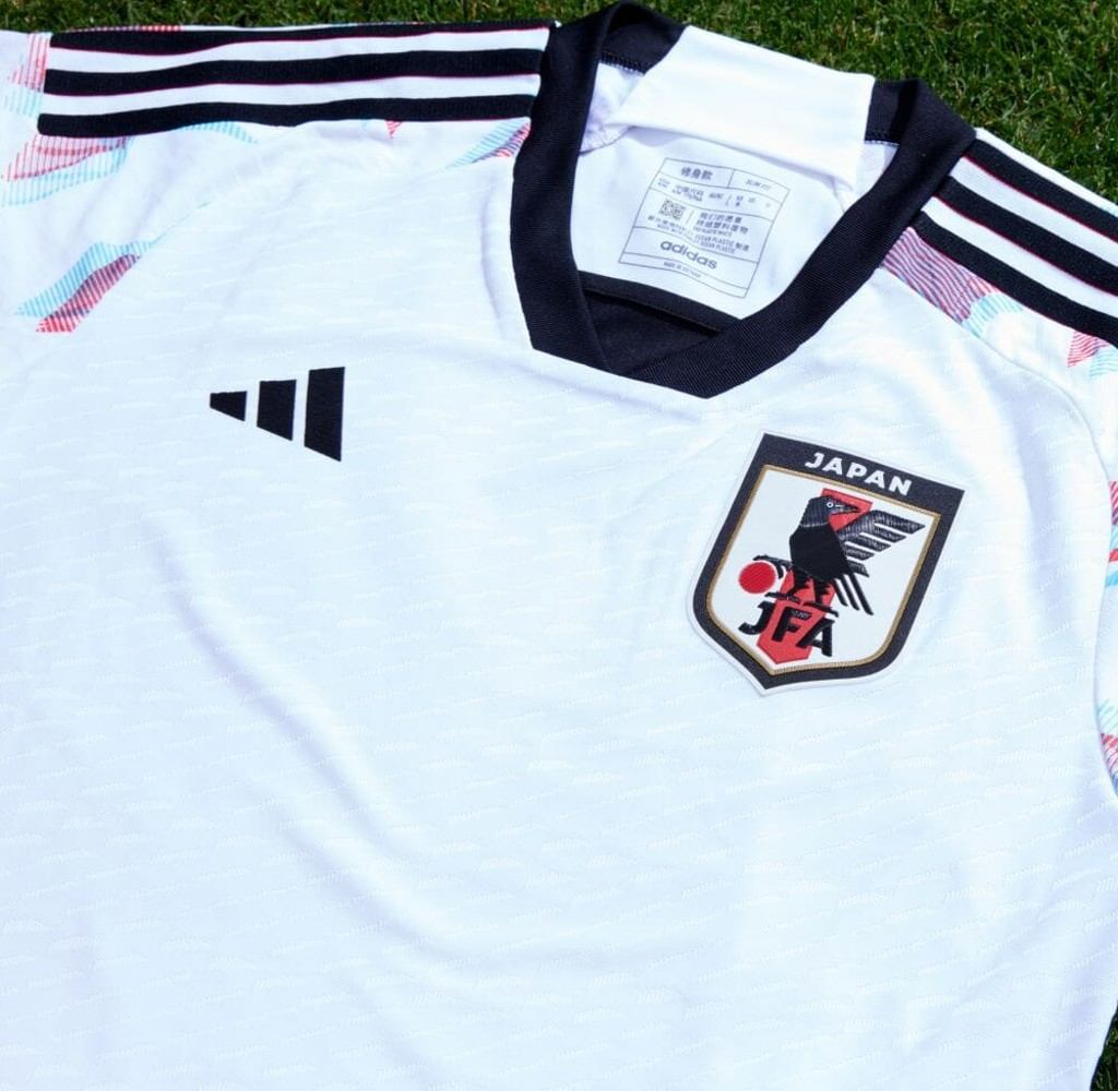 playeras-que-se-utilizaran-durante-el-mundial-de-qatar-2022-japon-1-