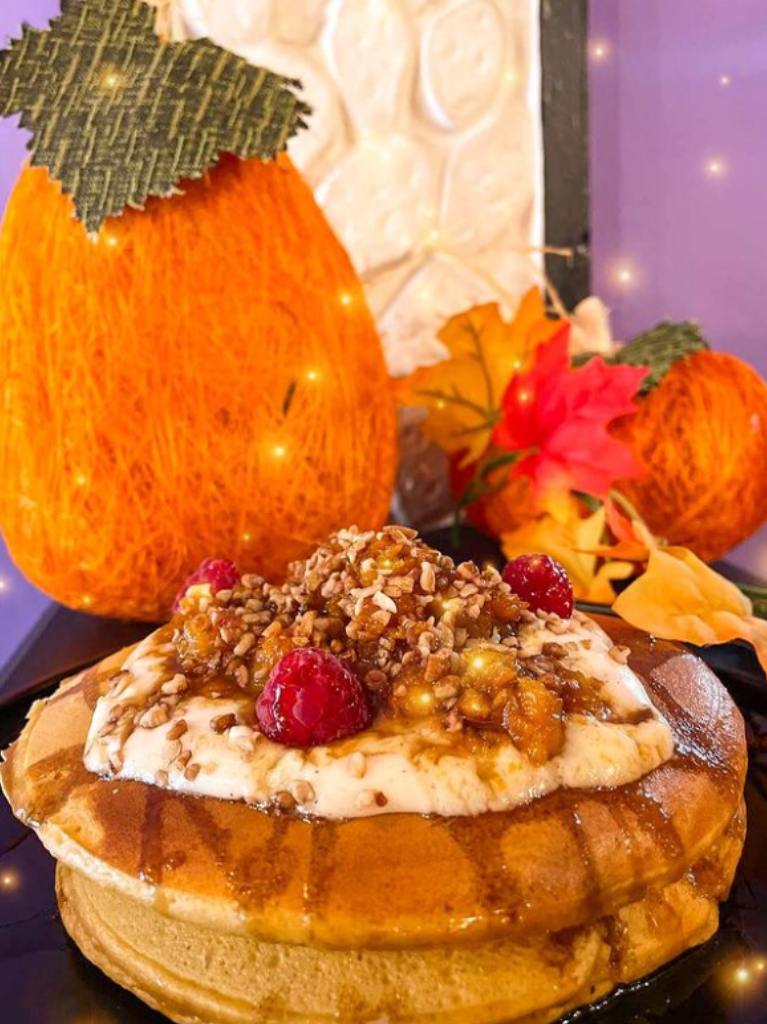 sallem-witch-and-coffe-pumpkin-cakes
