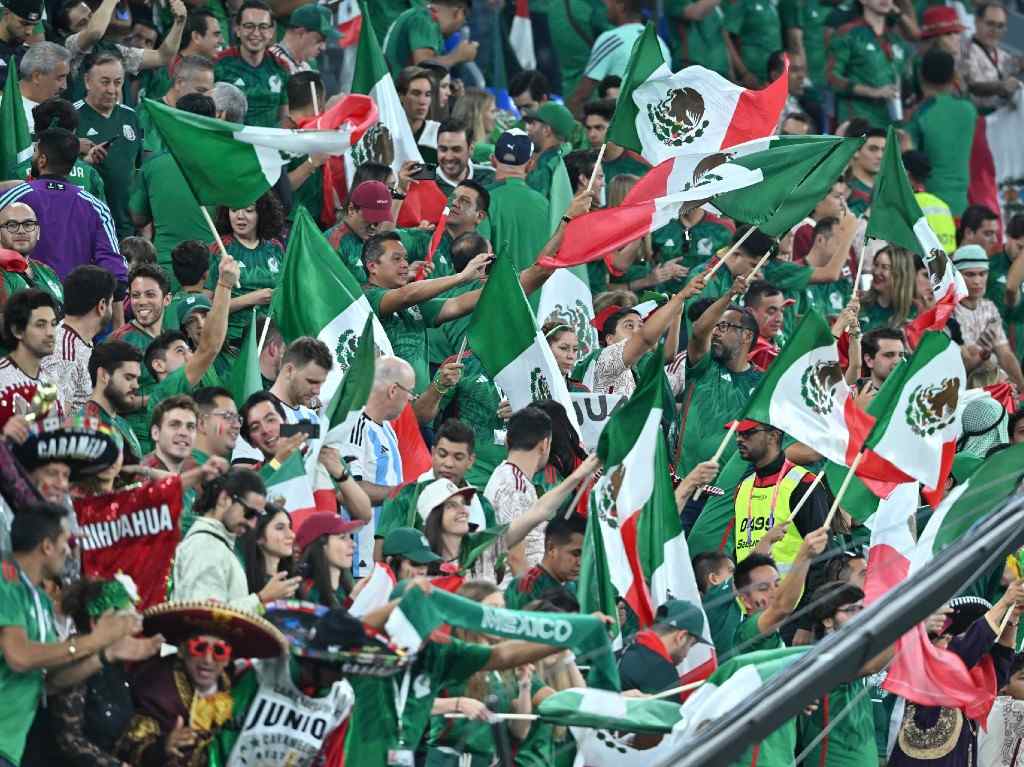 La FIFA abre expediente contra la afición mexicana en Qatar