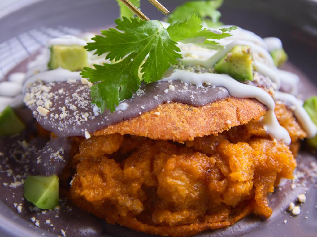 gran-cafe-victoria-madame-chicharron