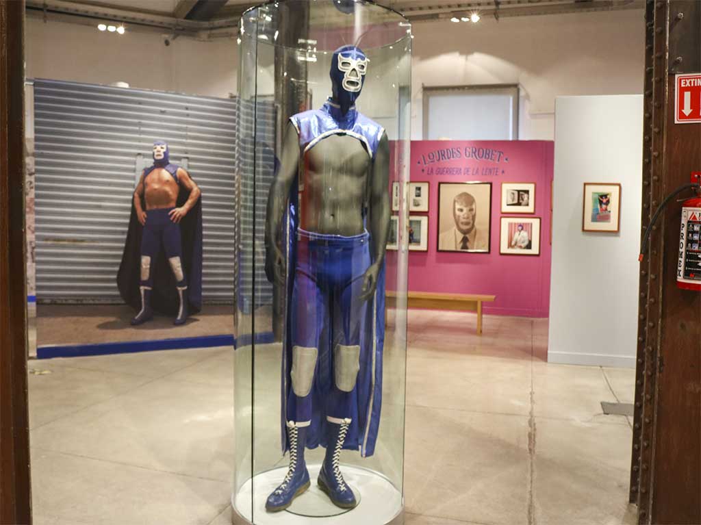 Lánzate a la exposición de Blue Demon en la CDMX que conmemora los 100 años de su natalicio