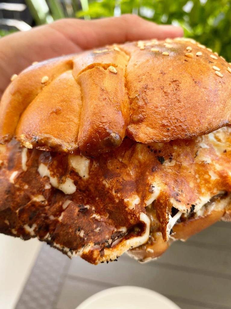 Pan de Muerto con chilaquiles: una combinación ganadora