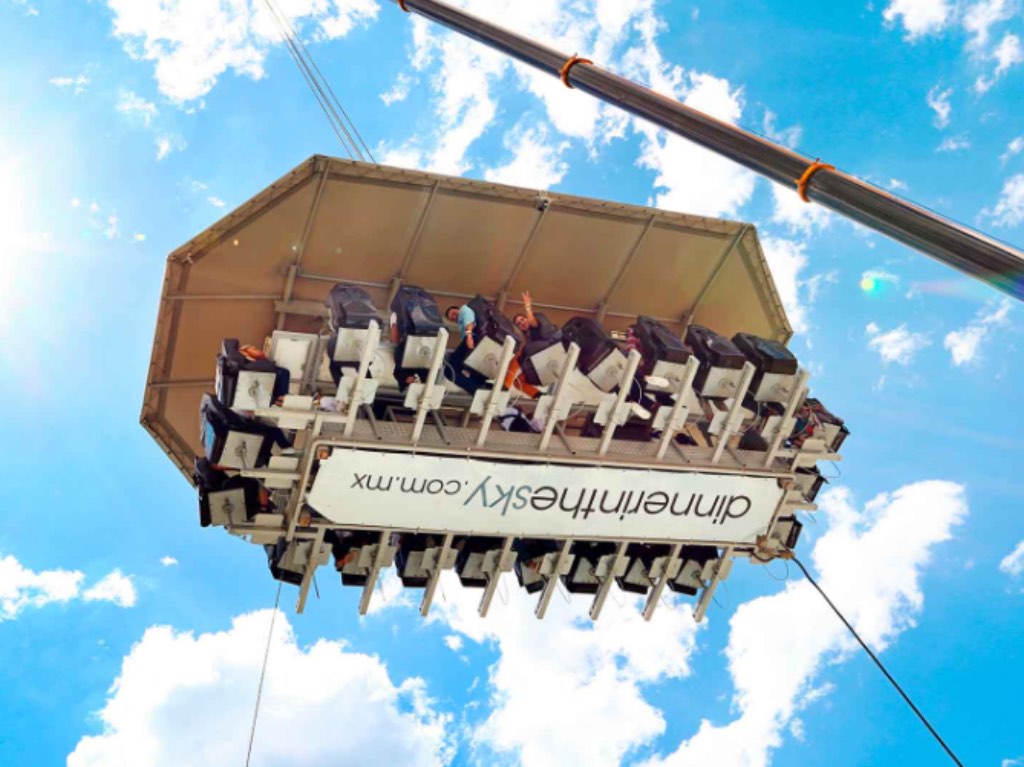 grupo-trocadero-en-dinner-in-the-sky