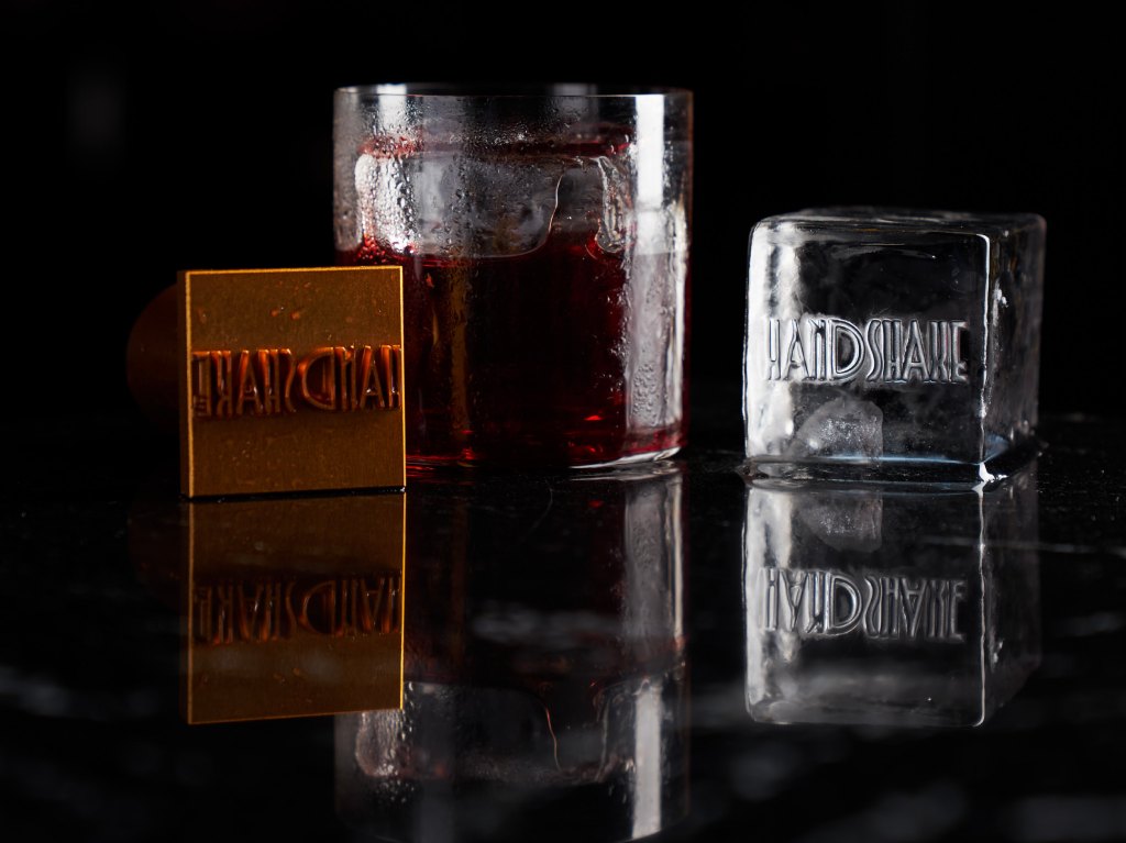 handshake-tiene-un-nuevo-speakeasy-drinks