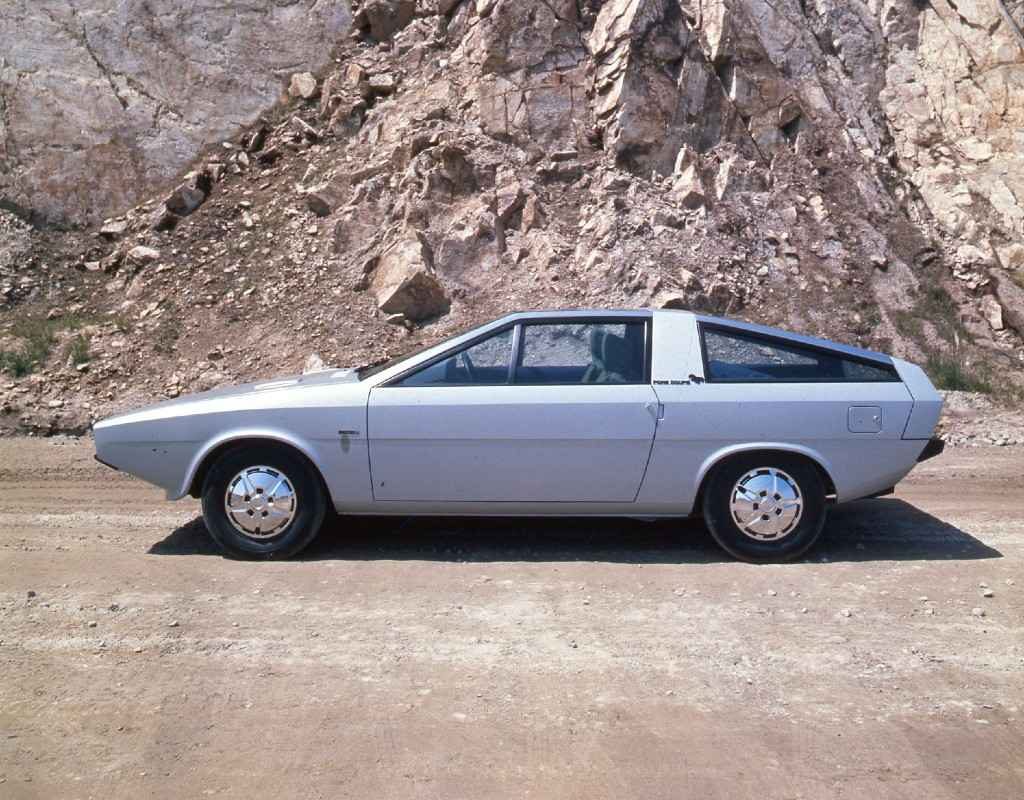 hyundai-pony-coupe-1974