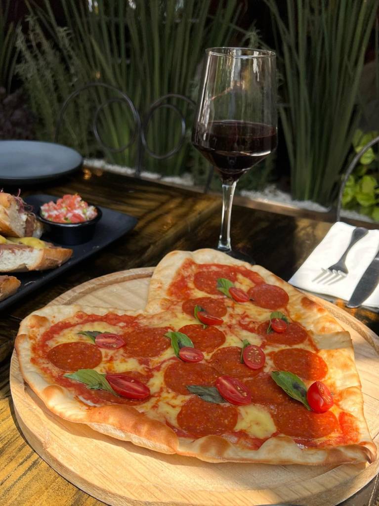 columba-cafe-pizza-de-corazon