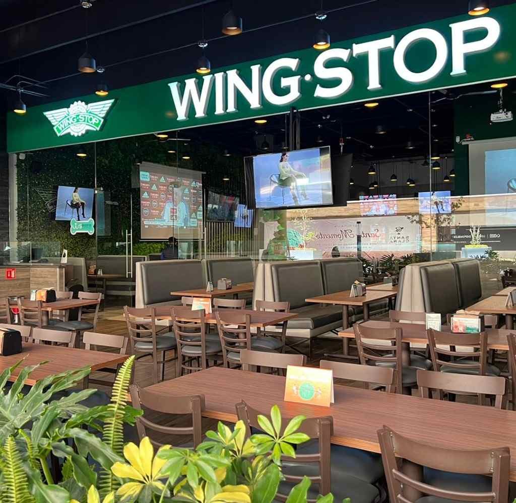 los-mejores-lugares-para-ver-el-super-bowl-en-cdmx-wingstop-