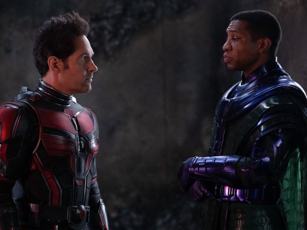 Jonathan Majors y Paul Rudd como Ant-Man y Kang el conquistador