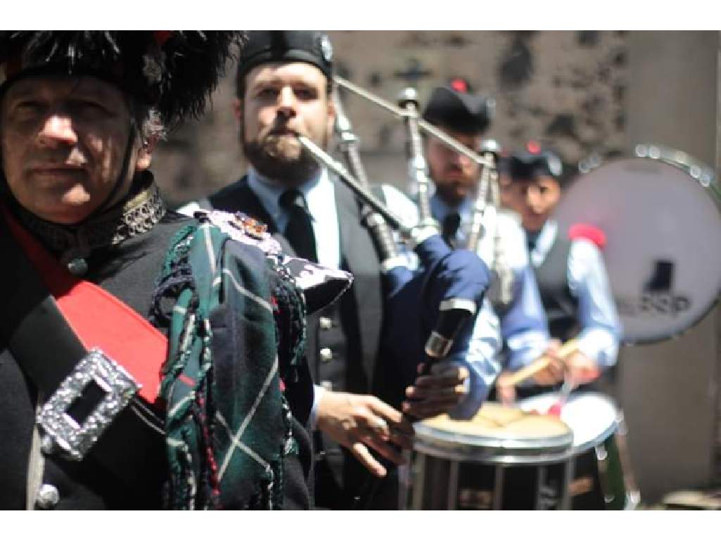 La Banda de Gaitas de San Patricio en el Museo de las Intervenciones