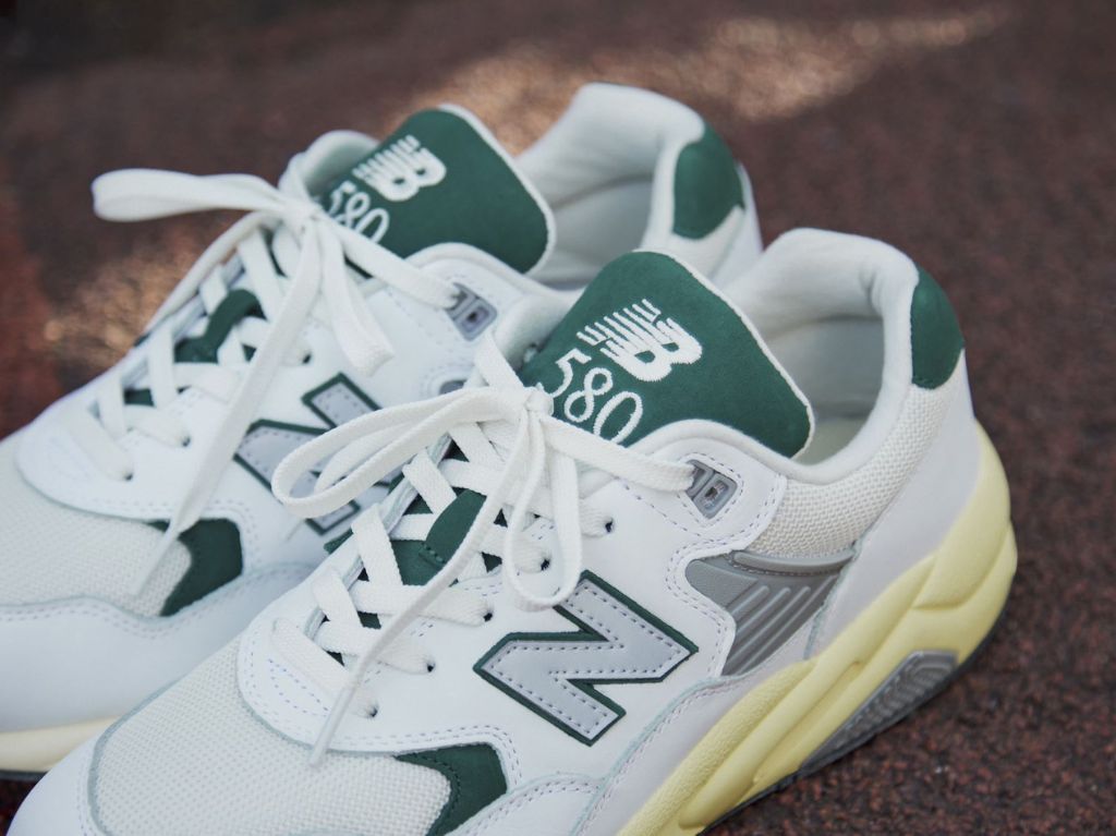 Los New Balance 580: los clásicos tenis llegan con un nuevo diseño