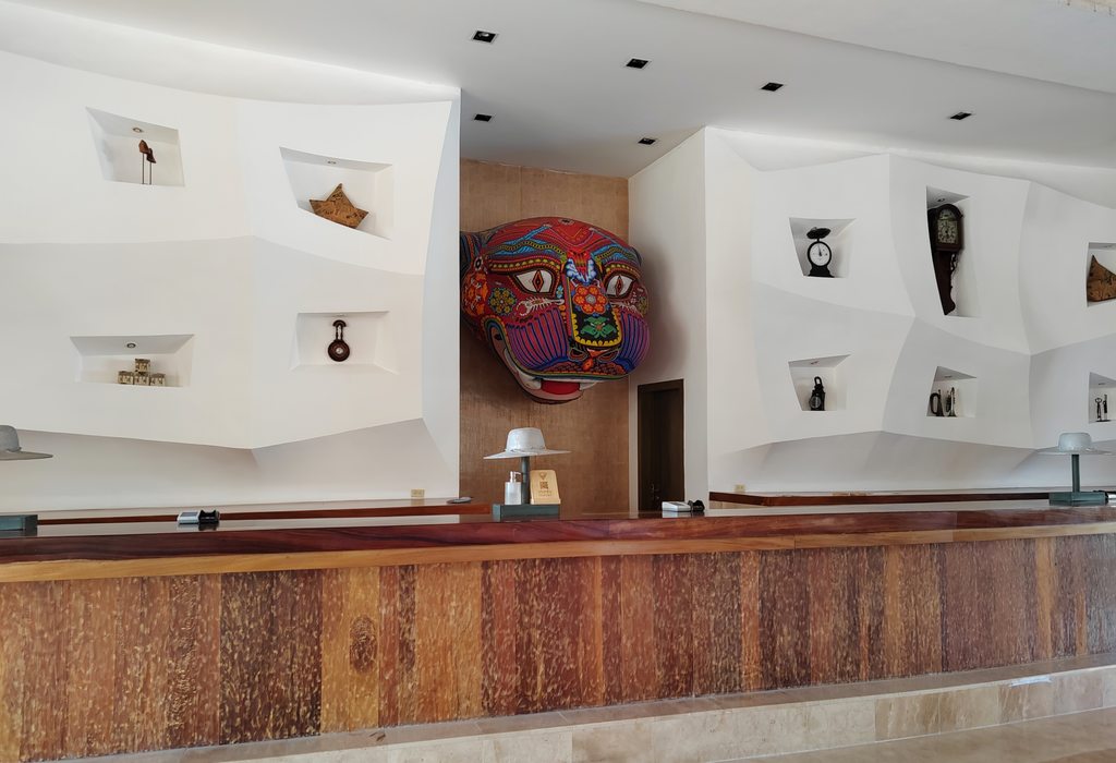 iberostar-selection-playa-mita-resort-riviera-nayarit-jaguar.jpg-