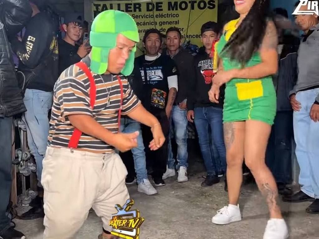 Medio Metro bailando en la ciudad