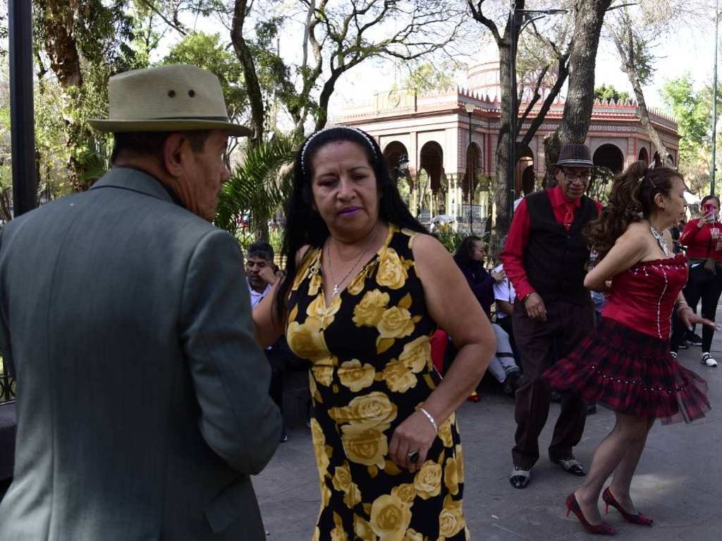 sandra-cuevas-ordena-retirar-sonideros-kiosco-morisco