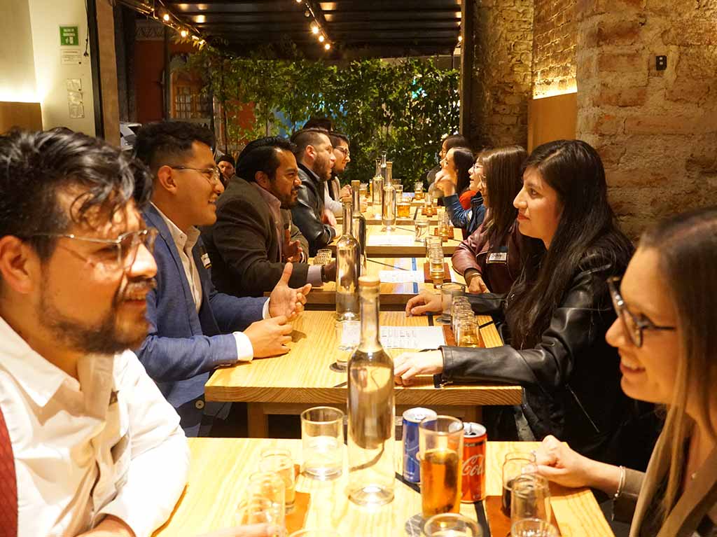 Speed dating cervecero en la Noche de Solterxs en Indómita