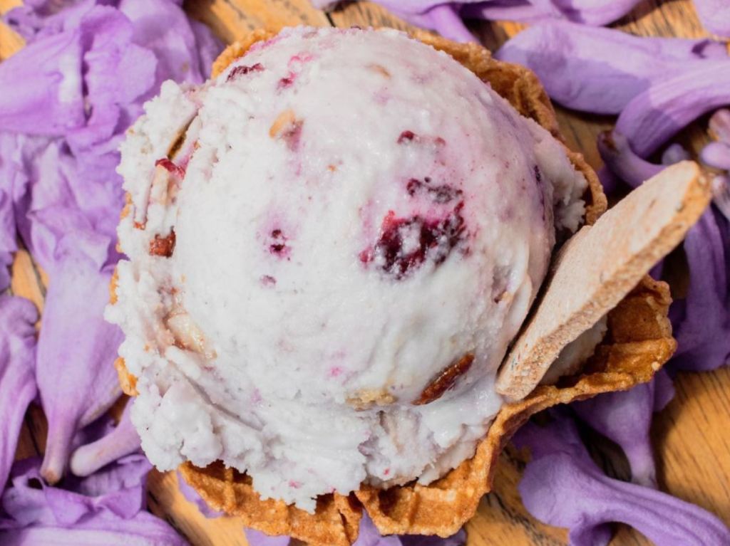 ¡Hay helados de jacaranda y lavanda! Pruébalos en estas heladerías en CDMX