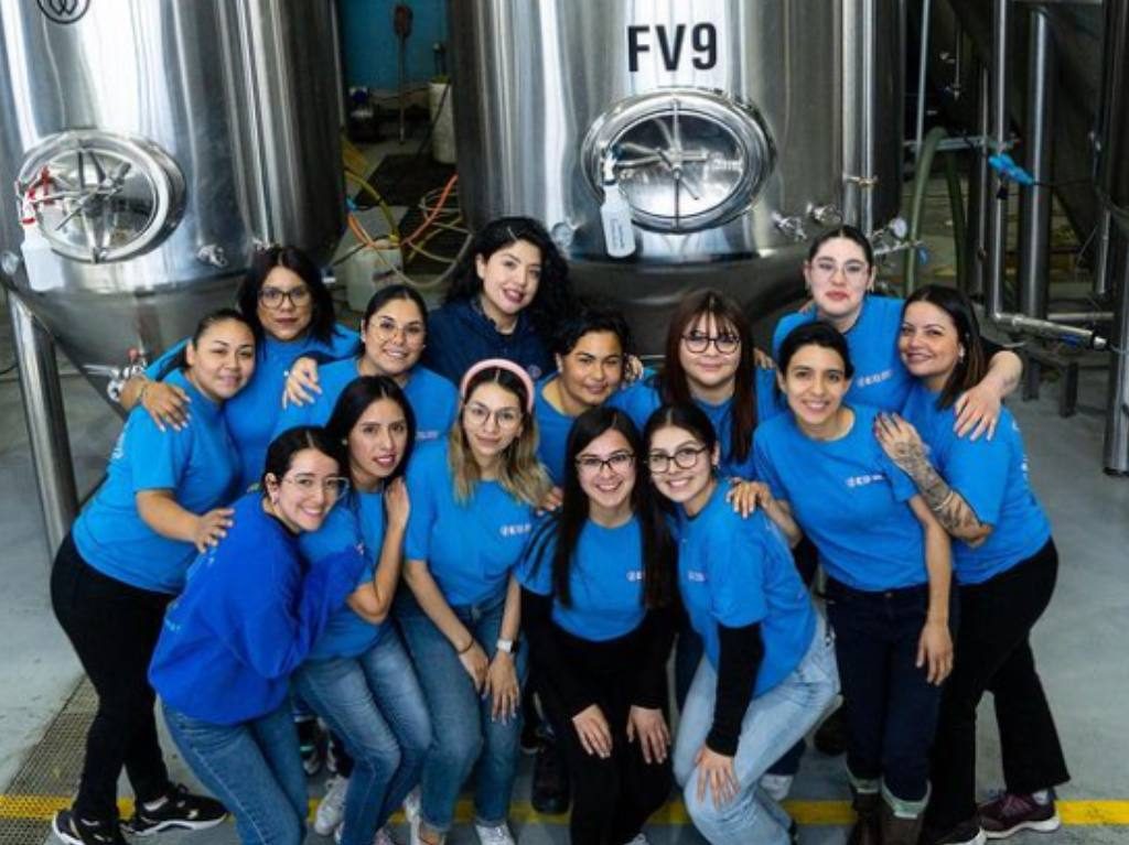 Pink Flaminga: la cerveza hecha por mujeres mexicanas que conmemora el 8M