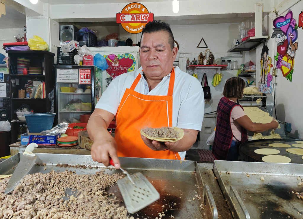 tacos-charly-gigantes-iztacalco