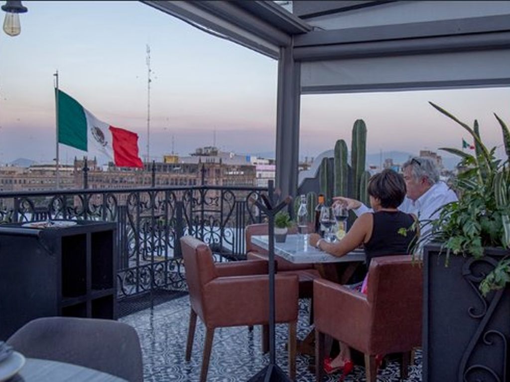 balcón del zócalo vista terrazas Rosalía